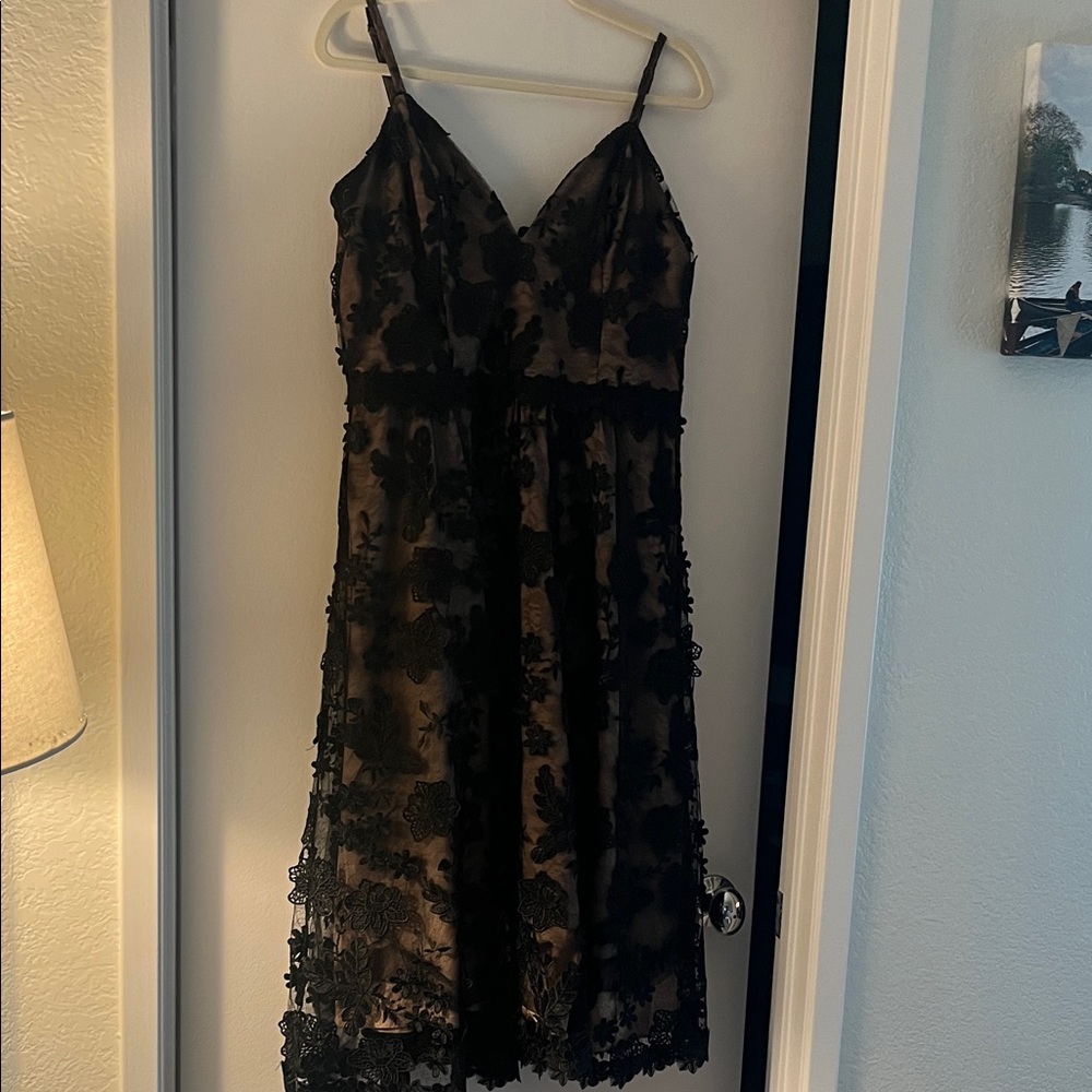 Dress the Population Black Floral Midi Dress
